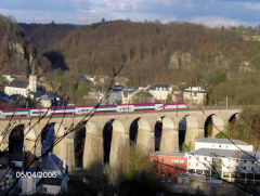 
CFL '40xx' crossing a Luxembourg viaduct,  April 2006